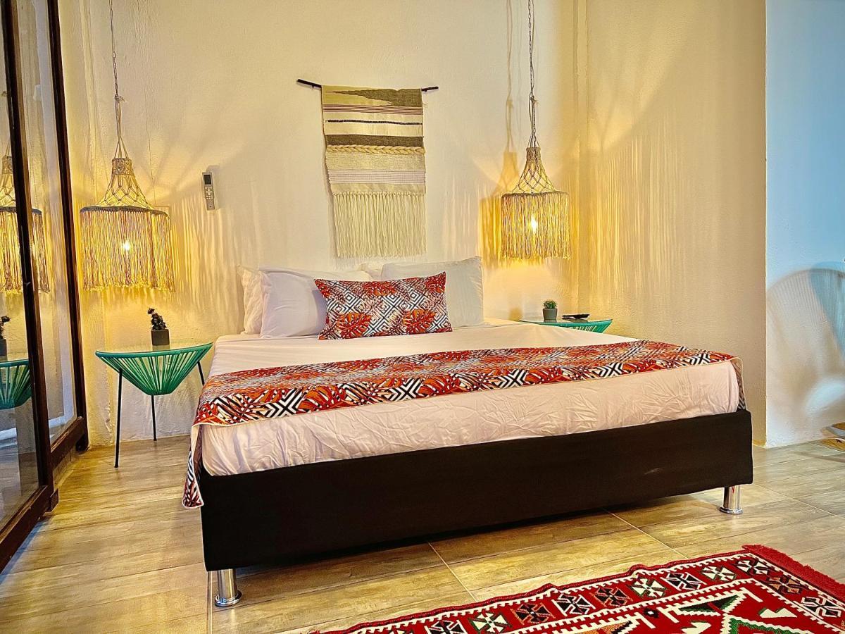 Hotel Boutique Budapez ออนดา ภายนอก รูปภาพ